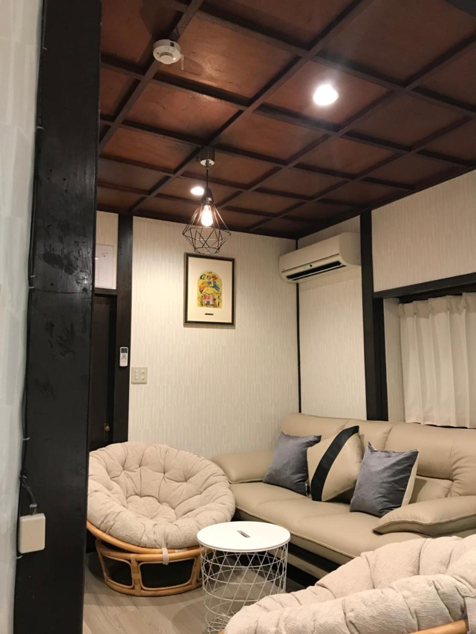 Family House Apartment Осака Екстериор снимка