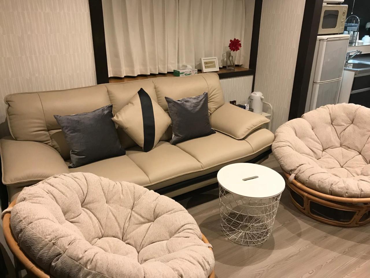 Family House Apartment Осака Екстериор снимка
