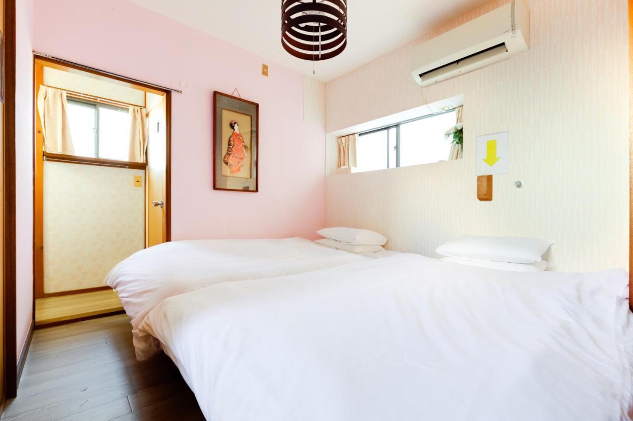 Family House Apartment Осака Екстериор снимка