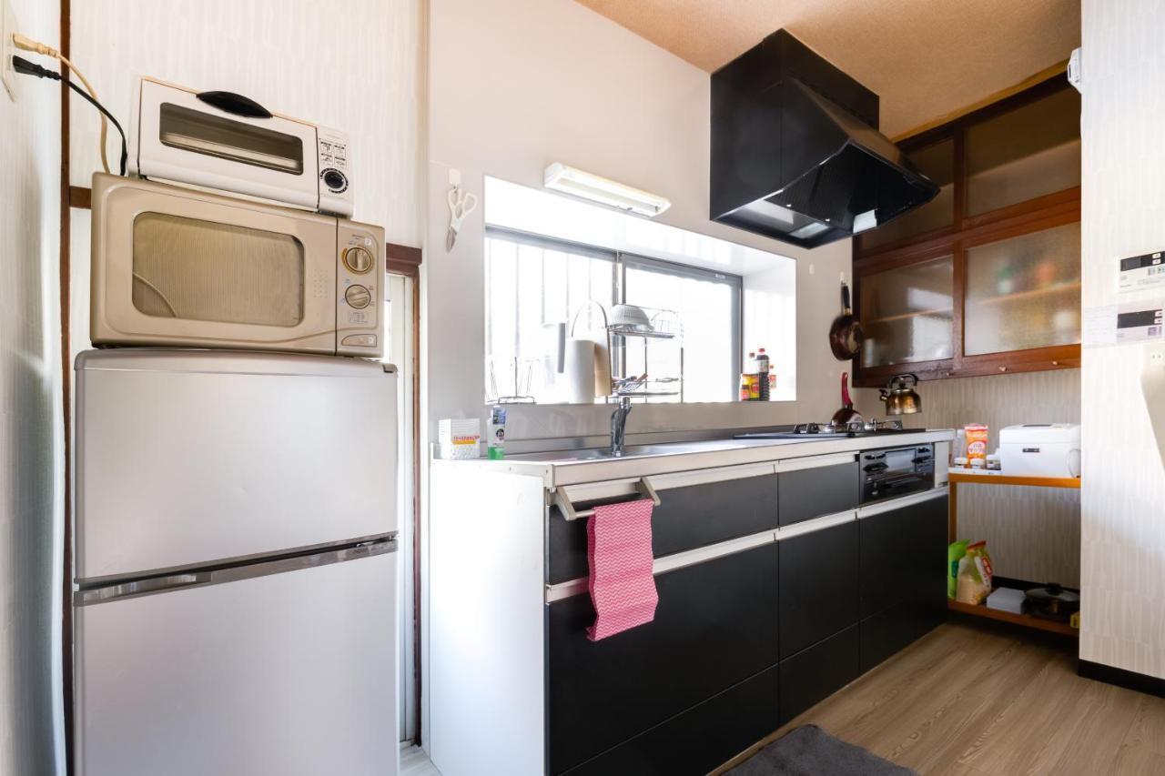 Family House Apartment Осака Екстериор снимка