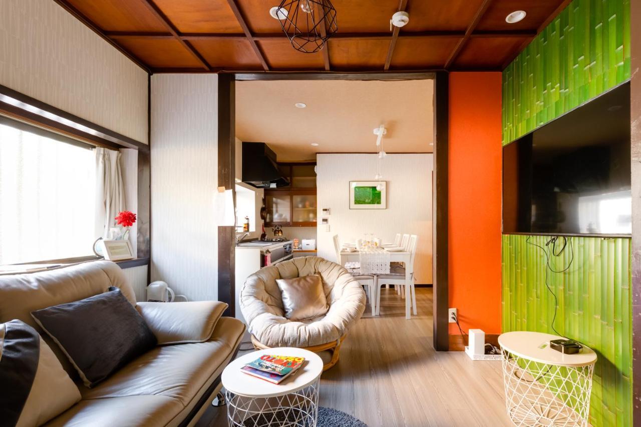 Family House Apartment Осака Екстериор снимка